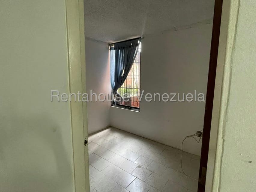 Apartamento (1 Nivel) en Venta en Nueva Casarapa, Miranda - 10