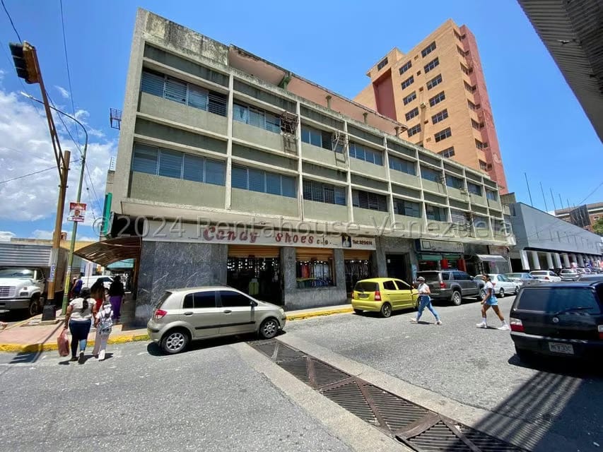 Comercial (Oficina) en Alquiler en Centro, Lara - 13