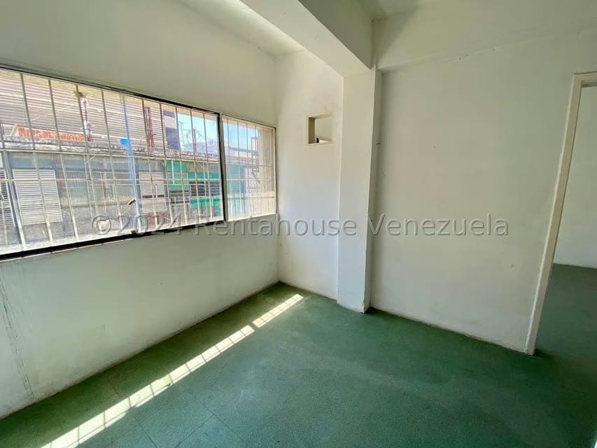 Comercial (Oficina) en Alquiler en Centro, Lara - 4