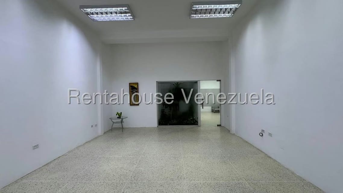 Comercial (Local Comercial) en Alquiler en La Estrella, Zulia - 12