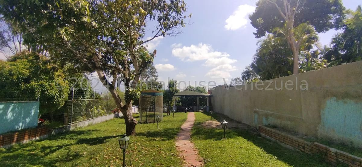 Casa (Multipes Niveles) en Venta en Los Pomelos, Distrito Metropolitano - 22