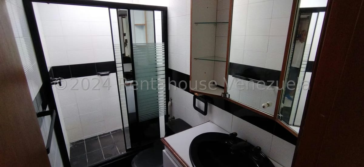 Casa (Multipes Niveles) en Venta en Los Pomelos, Distrito Metropolitano - 37