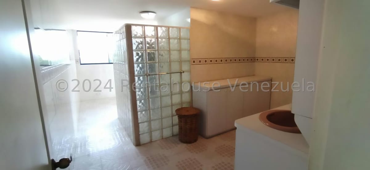 Casa (Multipes Niveles) en Venta en Los Pomelos, Distrito Metropolitano - 43