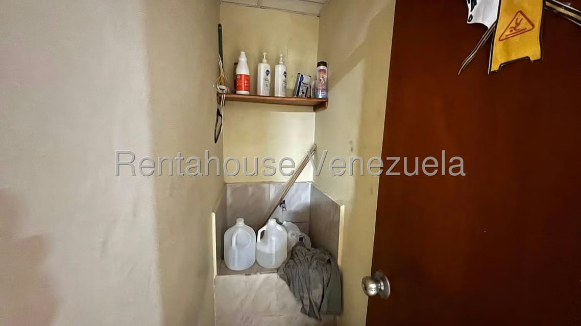 Comercial (Galpon - Deposito) en Alquiler en La Ensenada, Lara - 14