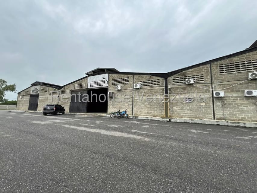 Comercial (Galpon - Deposito) en Alquiler en La Ensenada, Lara - 6