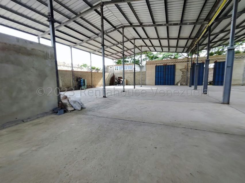 Comercial (Galpon - Deposito) en Venta en Parcelamiento La Concepción, Aragua - 32