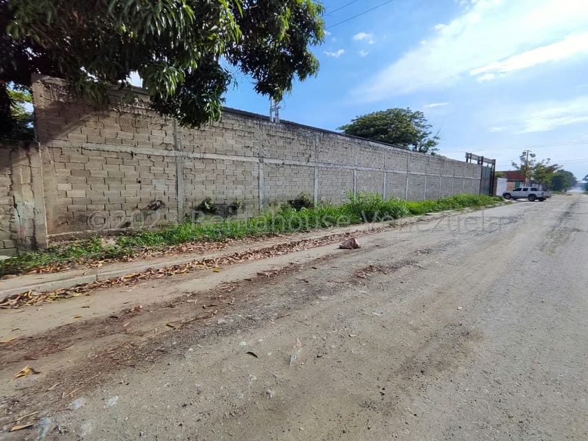 Comercial (Galpon - Deposito) en Venta en Parcelamiento La Concepción, Aragua - 56