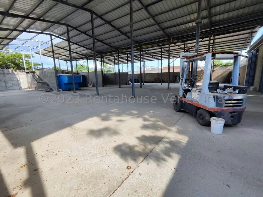 Comercial (Galpon - Deposito) en Venta en Parcelamiento La Concepción, Aragua - 9