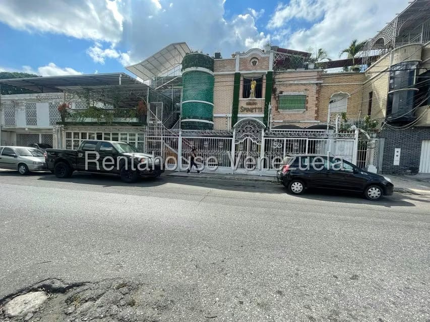 Comercial (Consultorio Medico) en Venta en Centro, Lara - 2