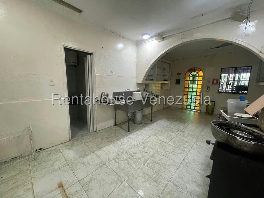 Comercial (Consultorio Medico) en Venta en Centro, Lara - 16