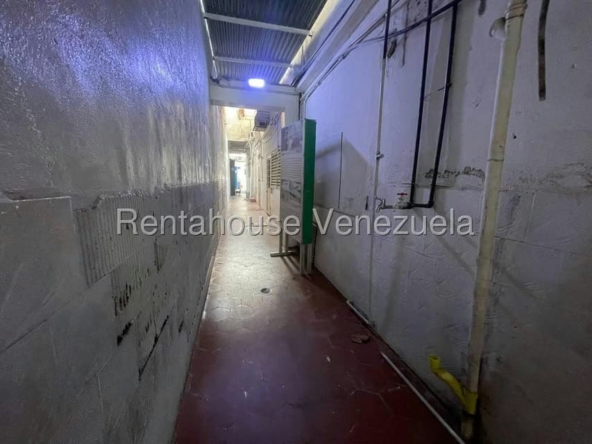 Comercial (Consultorio Medico) en Venta en Centro, Lara - 9