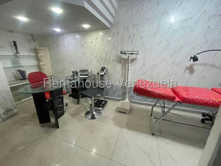 Comercial (Consultorio Medico) en Venta en Centro, Lara - 10