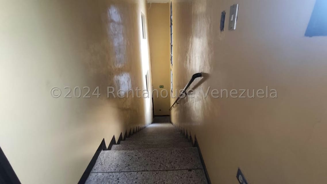 Comercial (Edificio) en Alquiler en Centro, Lara - 20