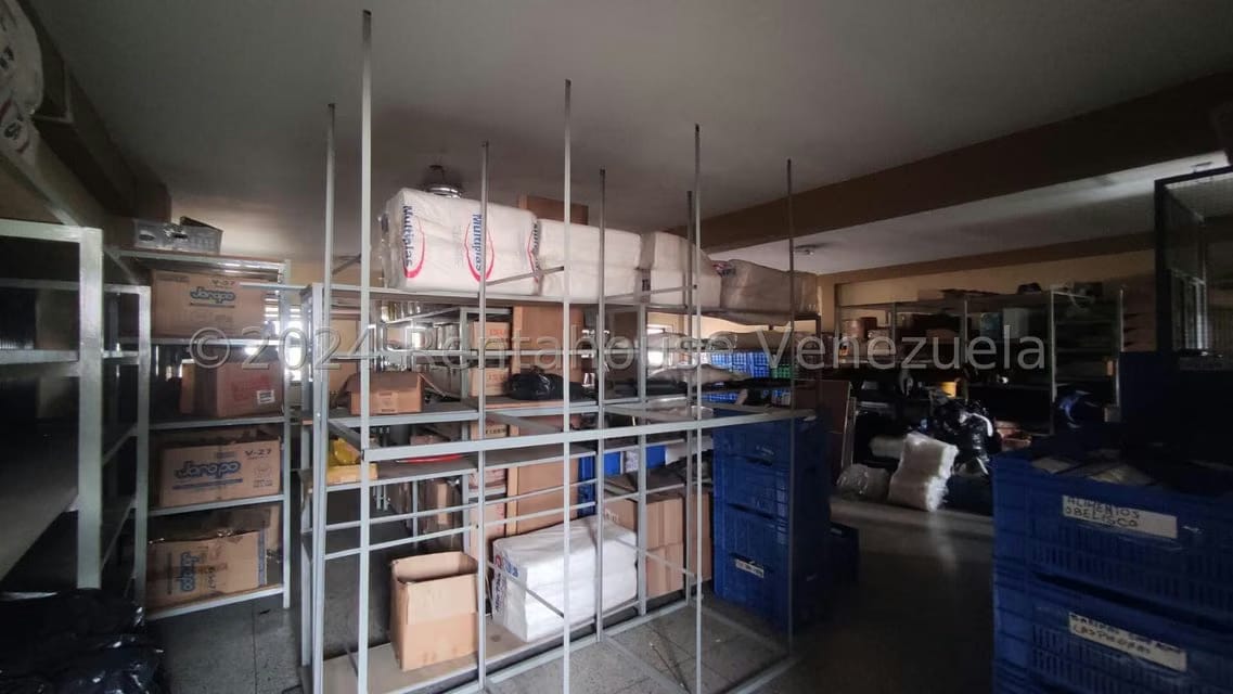 Comercial (Edificio) en Alquiler en Centro, Lara - 25