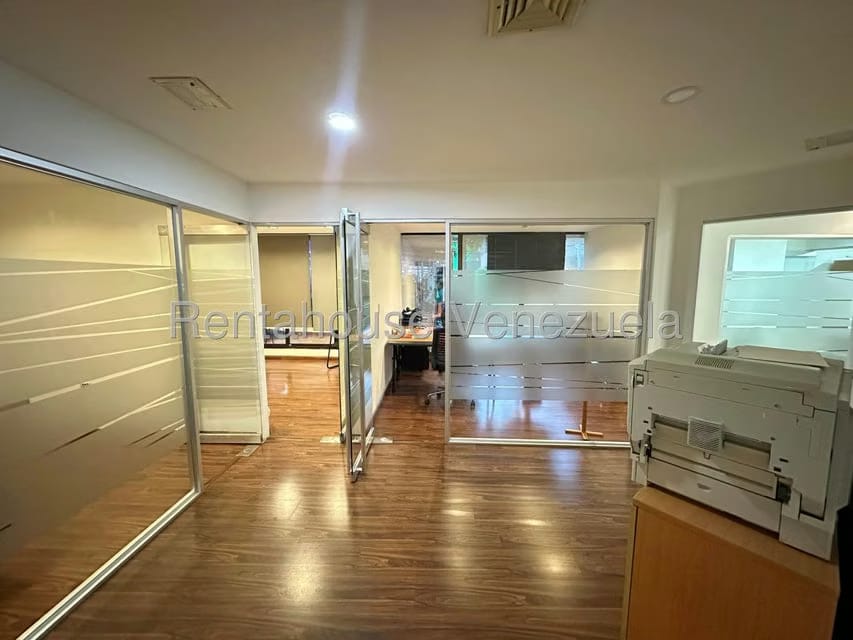 Comercial (Oficina) en Alquiler en Chuao, Distrito Metropolitano - 15