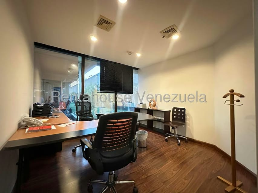 Comercial (Oficina) en Alquiler en Chuao, Distrito Metropolitano - 10