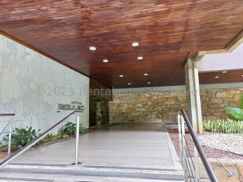 Comercial (Oficina) en Alquiler en Macaracuay, Distrito Metropolitano - 2