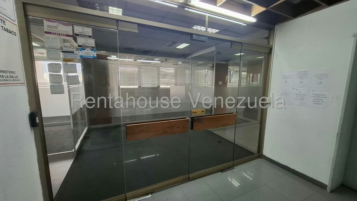 Comercial (Oficina) en Alquiler en Macaracuay, Distrito Metropolitano - 9