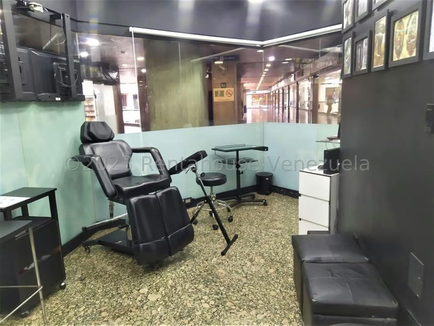 Comercial (Local Comercial) en Venta en Santa Fe Norte, Distrito Metropolitano - 8