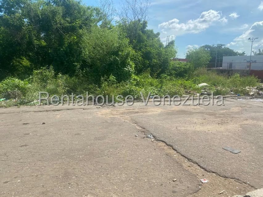 Terreno (Comercial) en Venta en Circunvalacion Dos, Zulia - 7