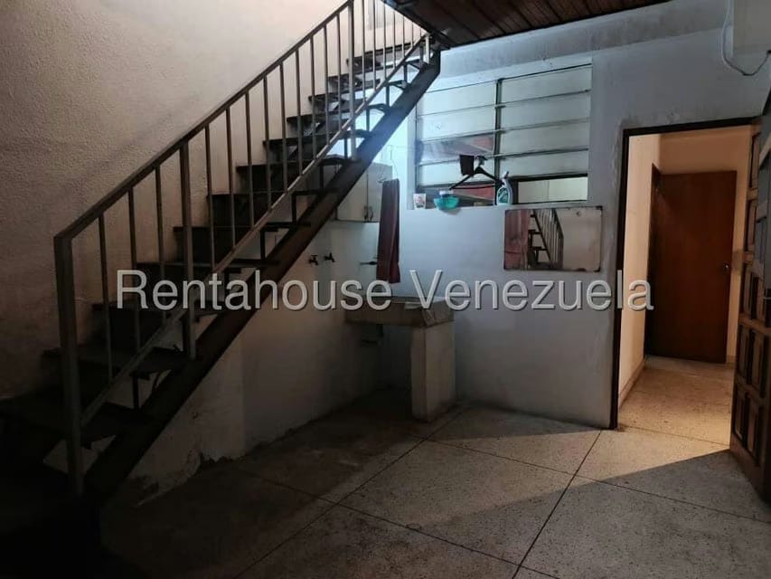 Casa (Duplex) en Venta en La California Norte, Distrito Metropolitano - 42