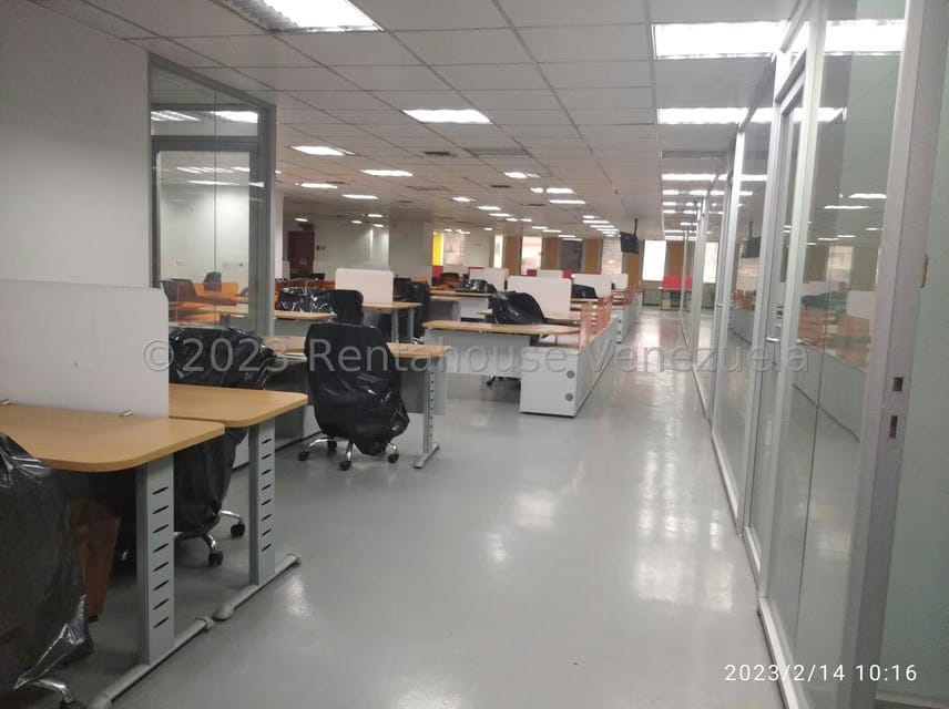 Comercial (Oficina) en Alquiler en San Martin, Distrito Metropolitano - 13