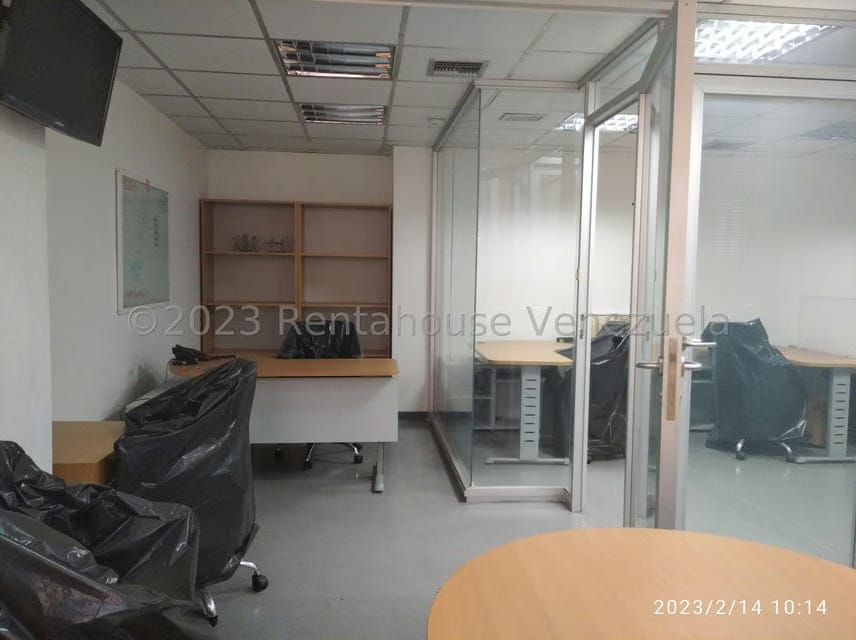 Comercial (Oficina) en Alquiler en San Martin, Distrito Metropolitano - 9