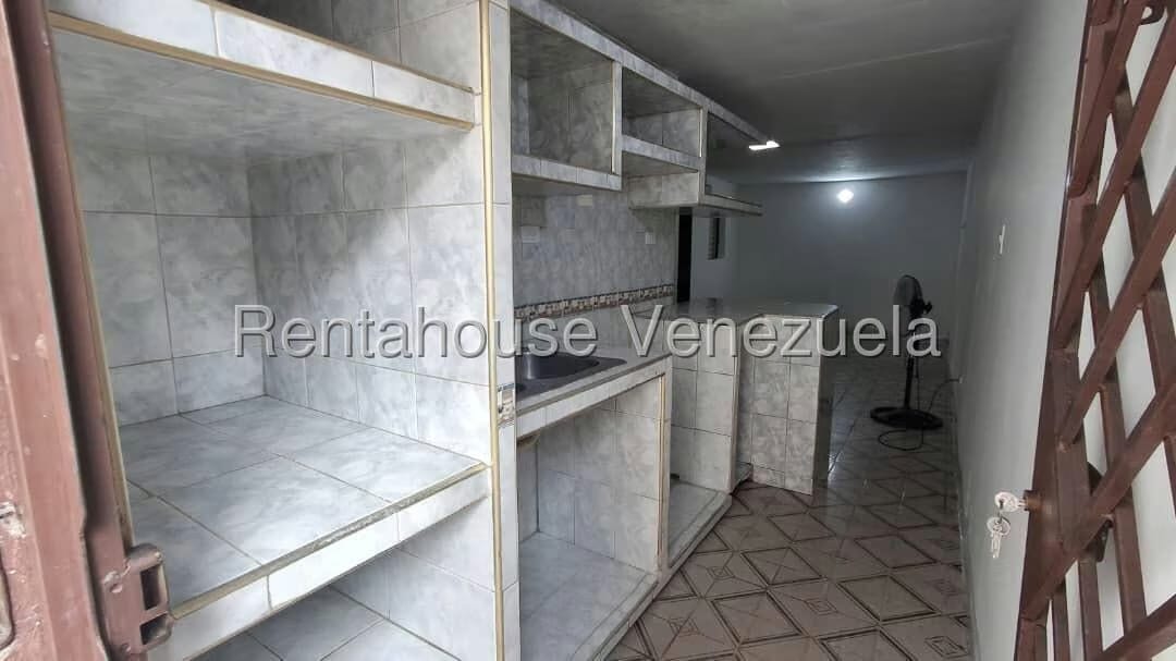 Anexo (1 Nivel) en Alquiler en Zona Oeste, Lara - 2