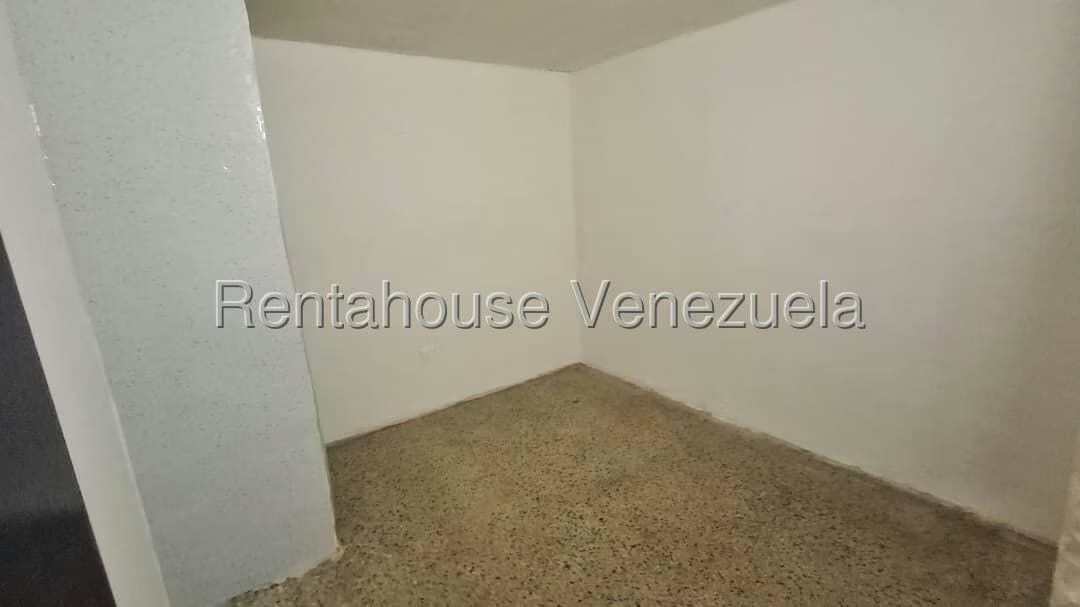 Anexo (1 Nivel) en Alquiler en Zona Oeste, Lara - 12
