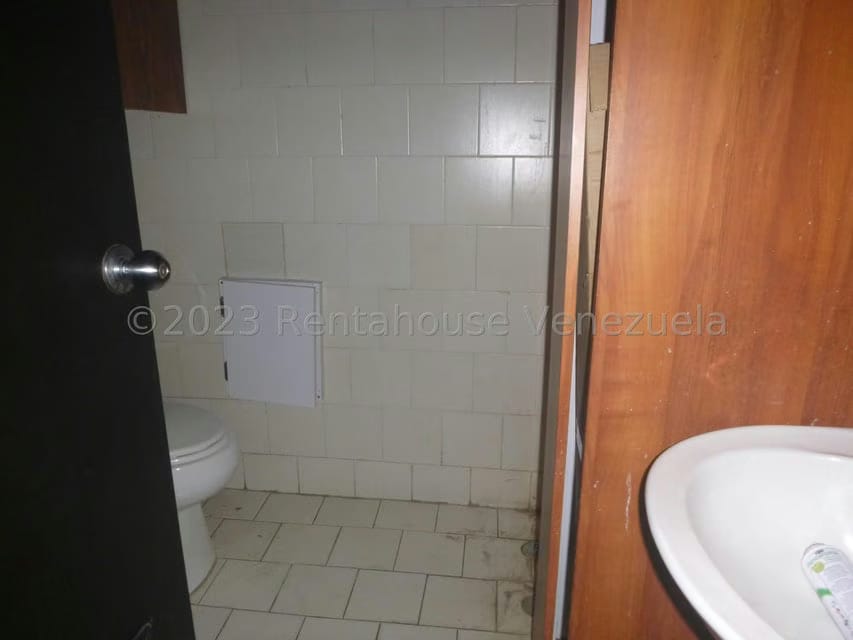 Comercial (Oficina) en Venta en La Lagunita Country Club, Distrito Metropolitano - 11