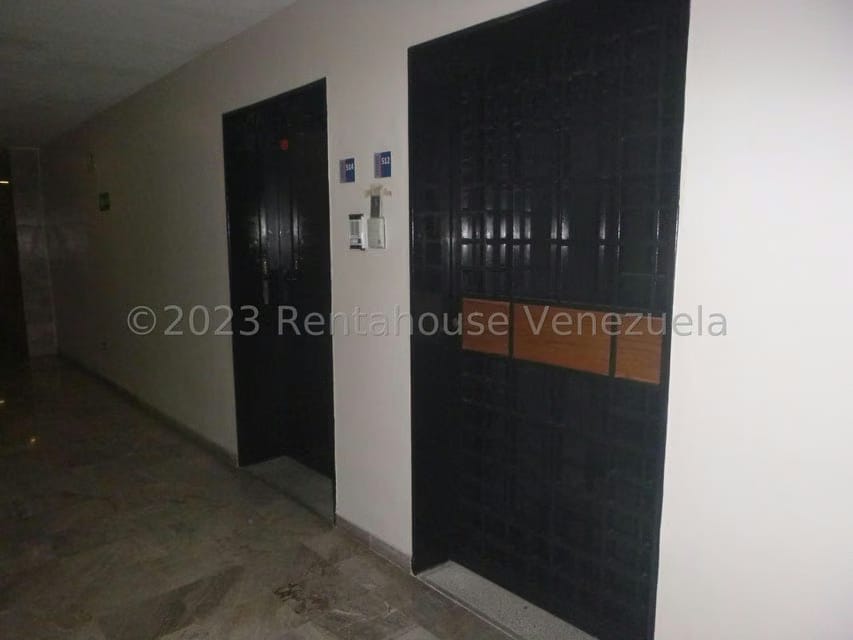 Comercial (Oficina) en Venta en La Lagunita Country Club, Distrito Metropolitano - 12