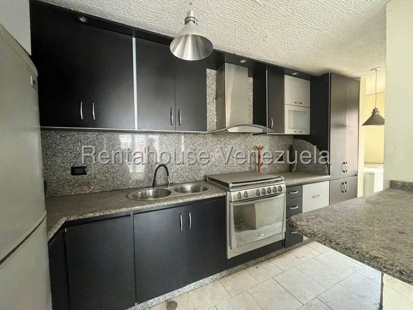 Apartamento (1 Nivel) en Venta en Las Islas, Miranda - 2