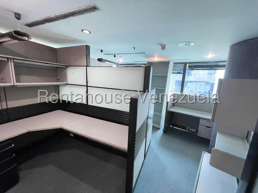 Comercial (Oficina) en Venta en El Rosal, Distrito Metropolitano - 16