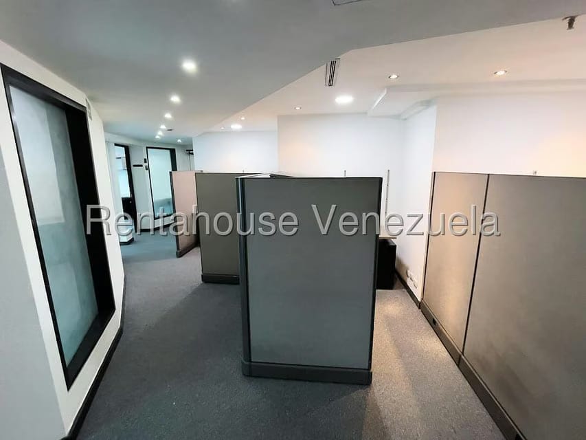Comercial (Oficina) en Venta en El Rosal, Distrito Metropolitano - 18