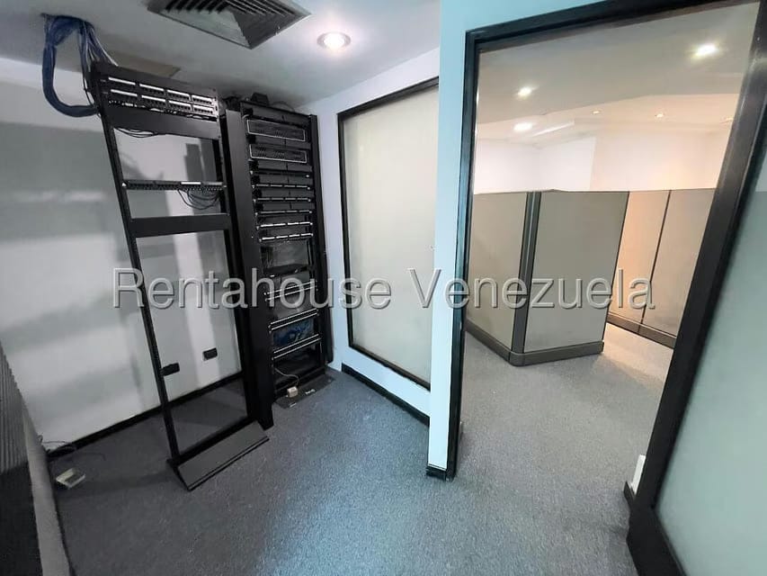 Comercial (Oficina) en Venta en El Rosal, Distrito Metropolitano - 21