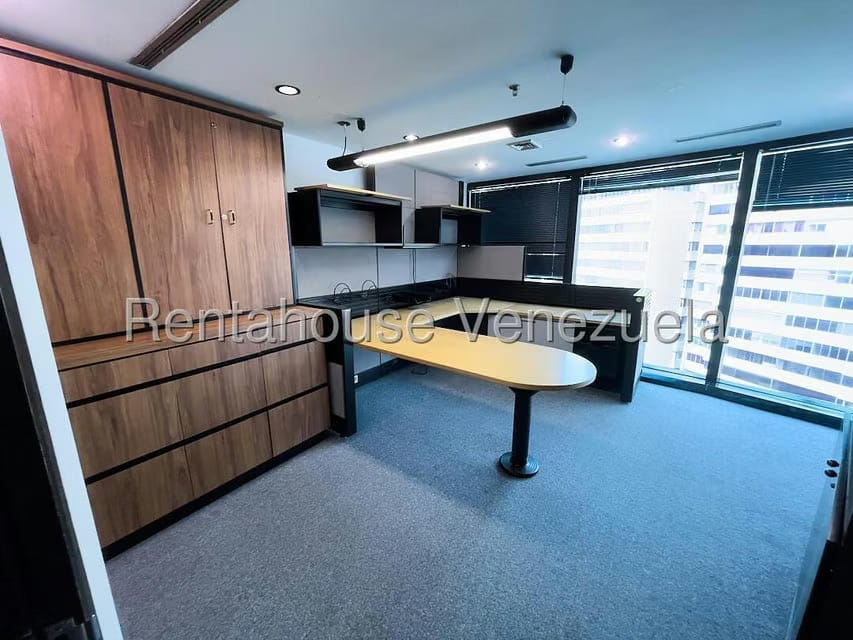 Comercial (Oficina) en Venta en El Rosal, Distrito Metropolitano - 32