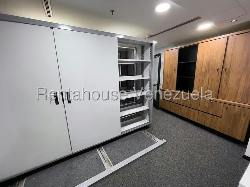 Comercial (Oficina) en Venta en El Rosal, Distrito Metropolitano - 41