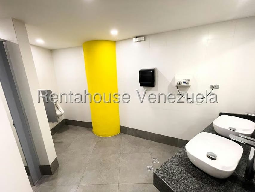 Comercial (Oficina) en Venta en El Rosal, Distrito Metropolitano - 44