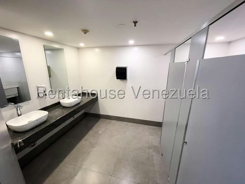 Comercial (Oficina) en Venta en El Rosal, Distrito Metropolitano - 47