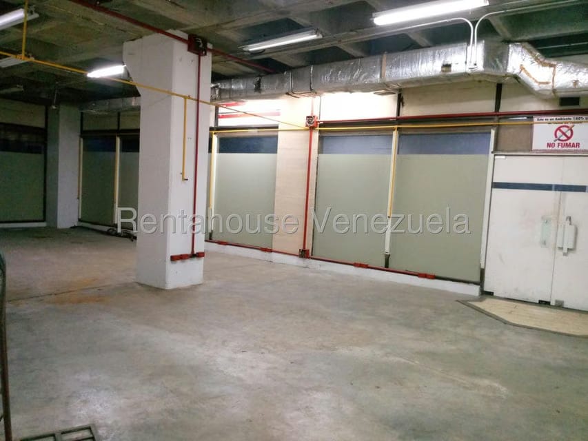 Comercial (Local Comercial) en Alquiler en Avenida Bolivar Norte, Carabobo - 12