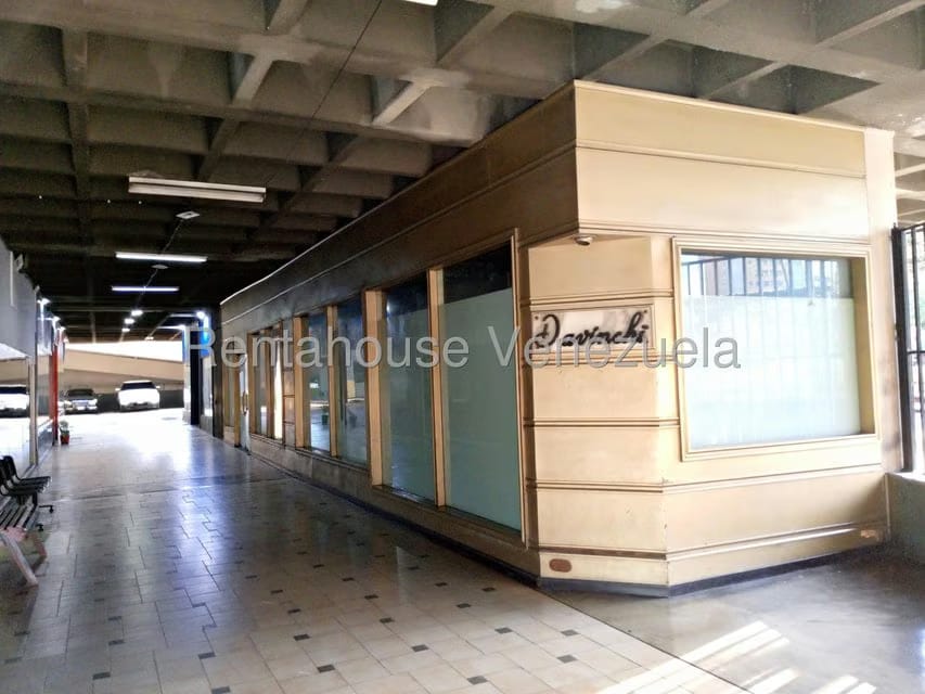 Comercial (Local Comercial) en Alquiler en Avenida Bolivar Norte, Carabobo - 7