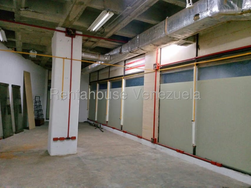 Comercial (Local Comercial) en Alquiler en Avenida Bolivar Norte, Carabobo - 10