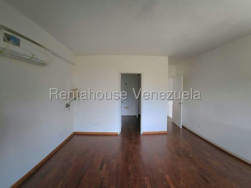 Apartamento (1 Nivel) en Venta en Los Pomelos, Distrito Metropolitano - 34
