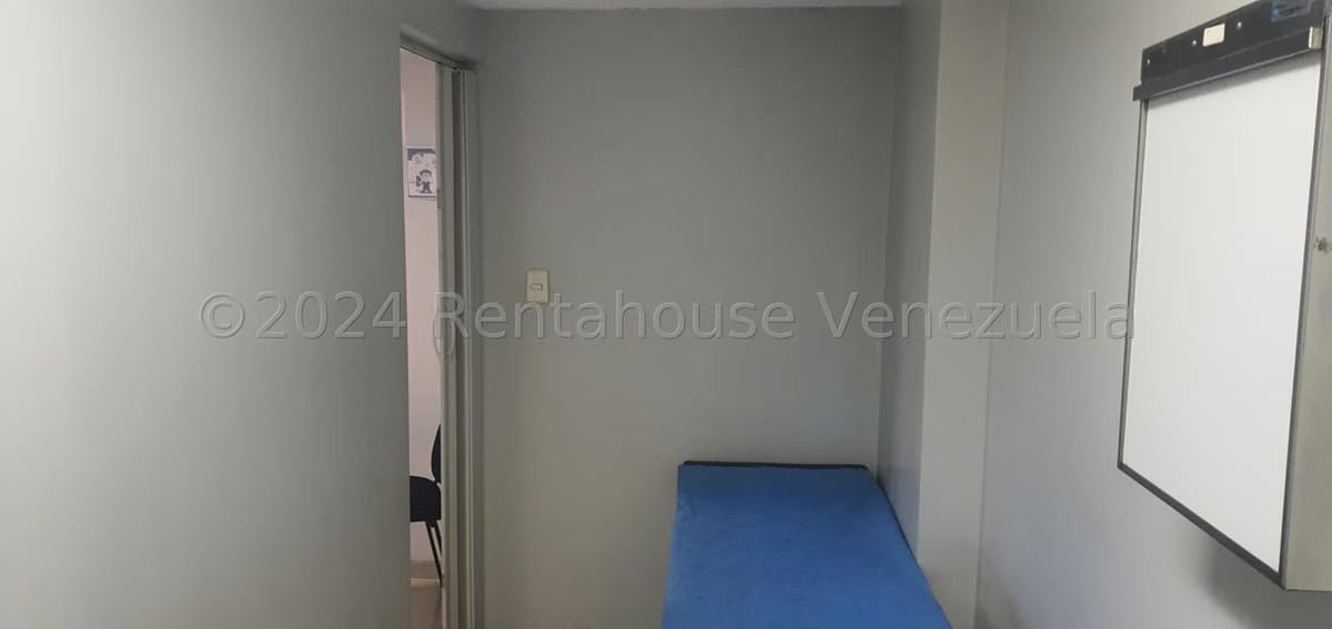 Comercial (Local Comercial) en Venta en Parroquia Catedral, Distrito Metropolitano - 26