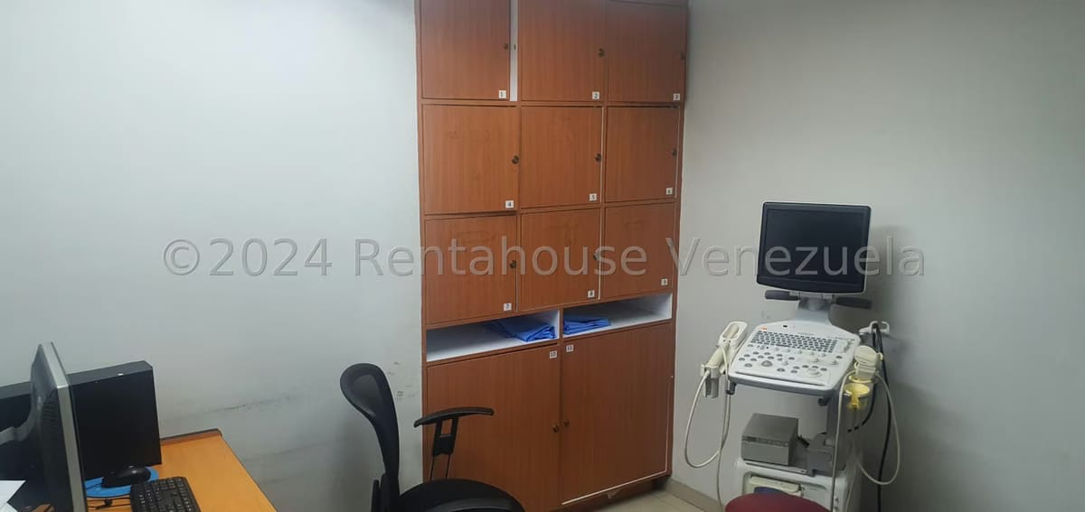 Comercial (Local Comercial) en Venta en Parroquia Catedral, Distrito Metropolitano - 29