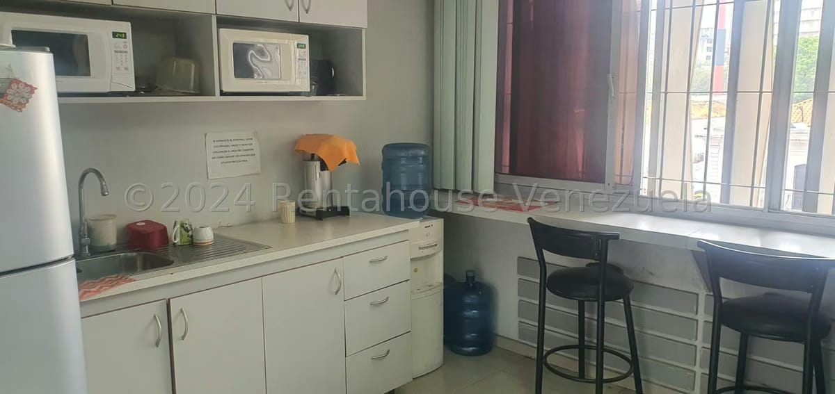 Comercial (Local Comercial) en Venta en Parroquia Catedral, Distrito Metropolitano - 37