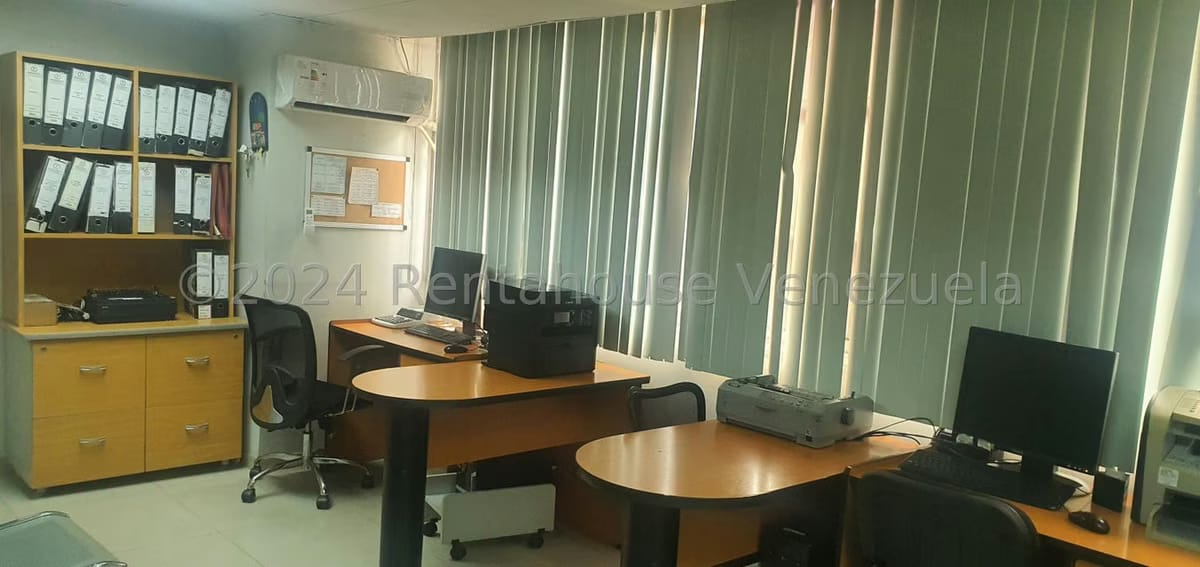 Comercial (Local Comercial) en Venta en Parroquia Catedral, Distrito Metropolitano - 10