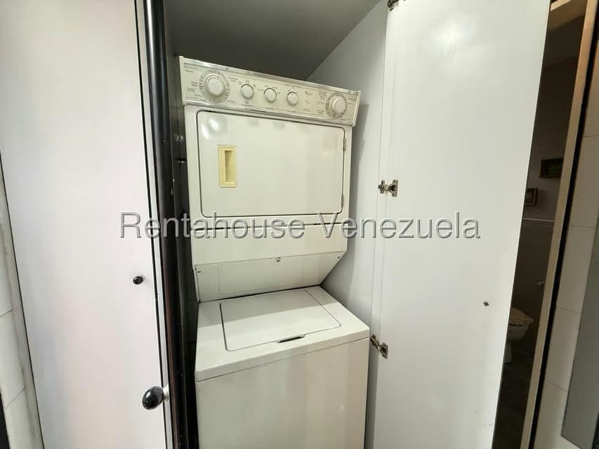 Apartamento (1 Nivel) en Alquiler en El Paraiso, Distrito Metropolitano - 19