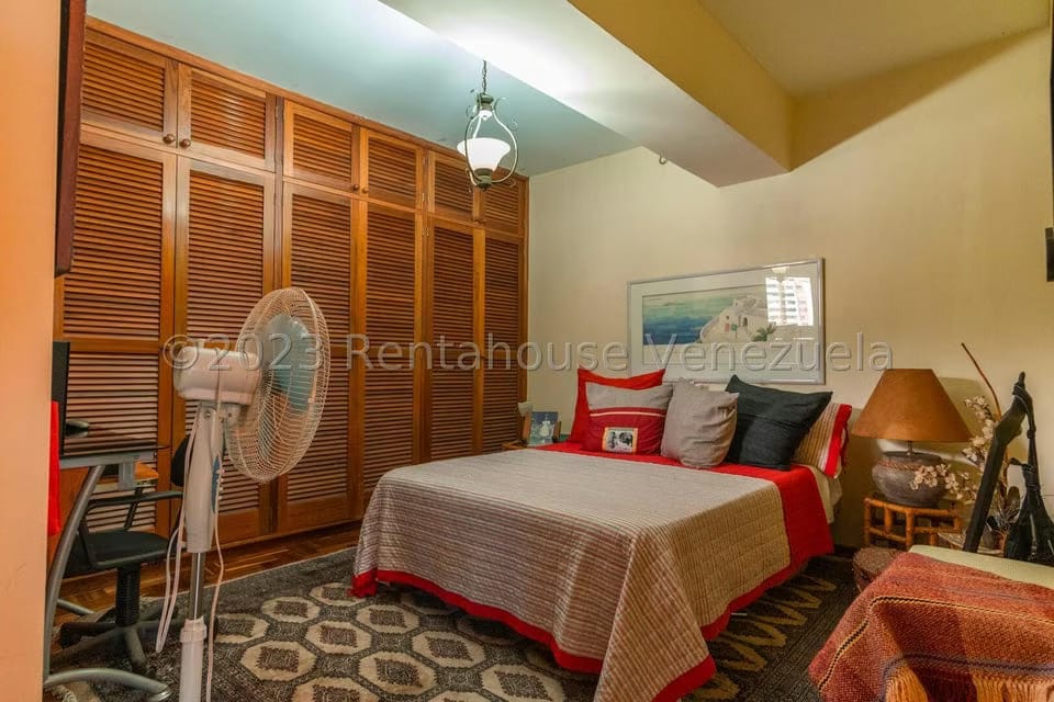 Apartamento (1 Nivel) en Venta en El Cigarral, Distrito Metropolitano - 13