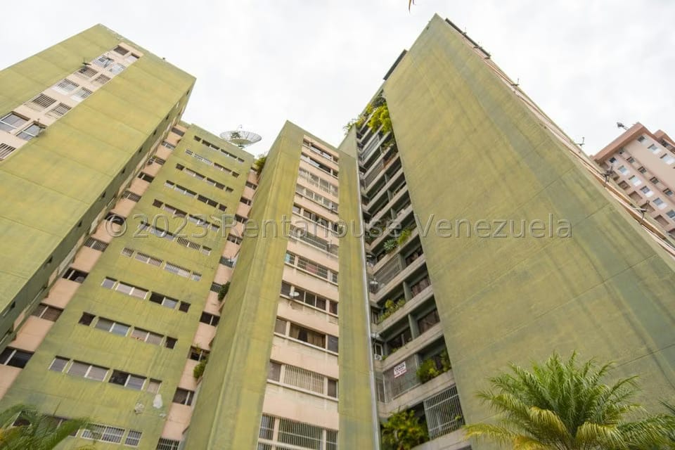 Apartamento (1 Nivel) en Venta en El Cigarral, Distrito Metropolitano - 25